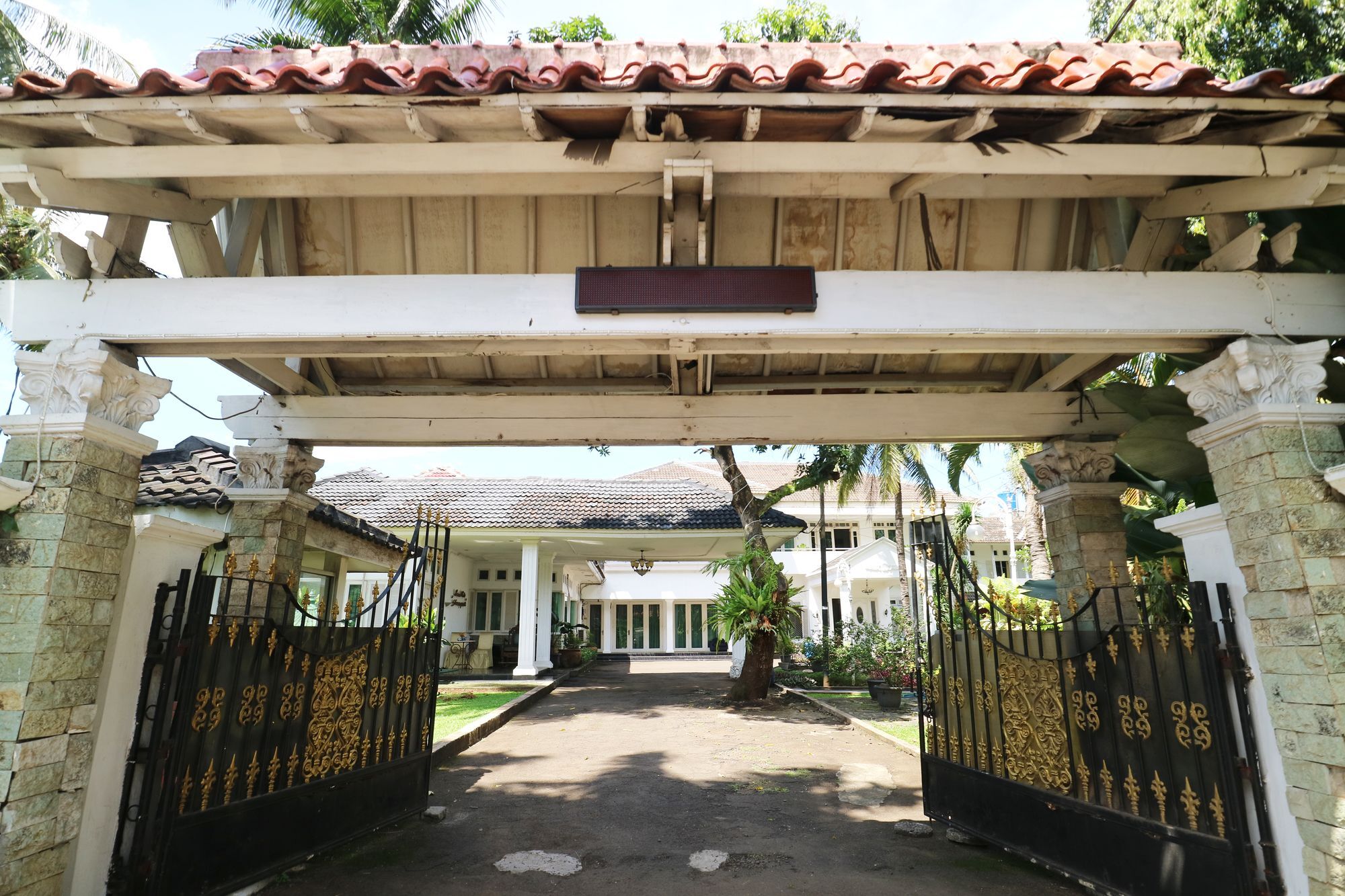 Villa Sri Manganti Jakarta Exterior photo