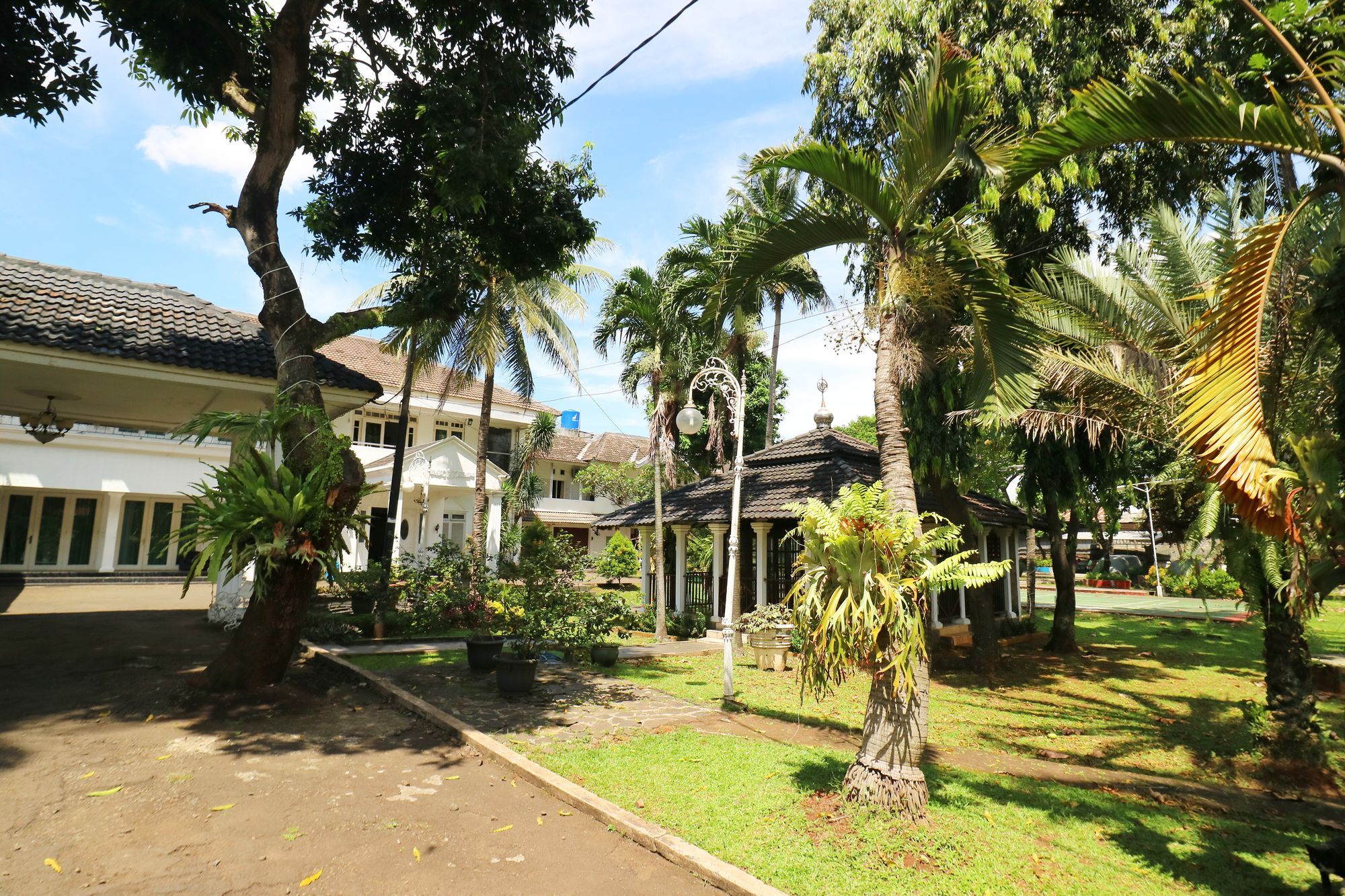 Villa Sri Manganti Jakarta Exterior photo